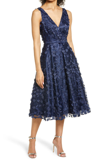 Eliza J 3D Appliqué Fit & Flare Koktey Geyimi