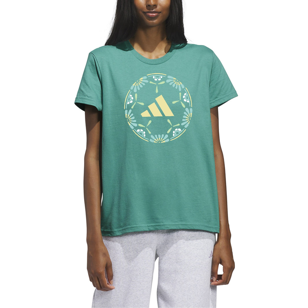 Adidas Qadın Qrafik Köynəyi