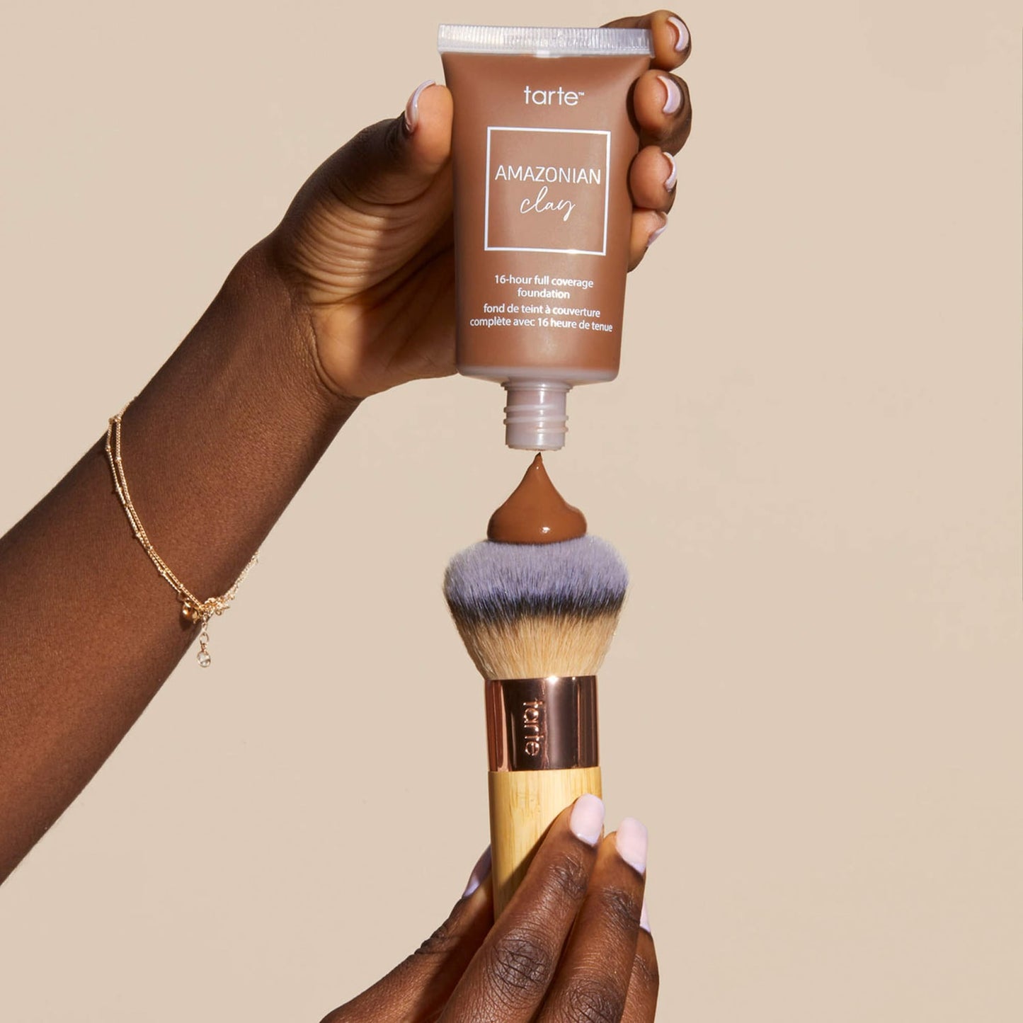 tarte the buffer™ Airbrush Tonal Krem Fırçası