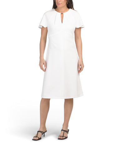 Düyməli Qın Geyim Açılı Ön Bölümlə