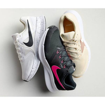 Nike Run Swift 3 Qadın İdman Krossovkası