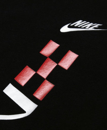 Nike Oğlan Victory Lap Yuvarlaq Yaxa Köynək və Tor Şalvar, 2-Parçalı Dəst