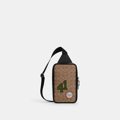 Coach Sullivan Bel Çantası Signature Canvas Yamalarla