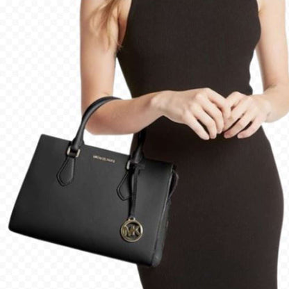 Michael Kors Qadın Sheila Satchel Orta Çanta Qapalı Ağzı Qara YoxYox