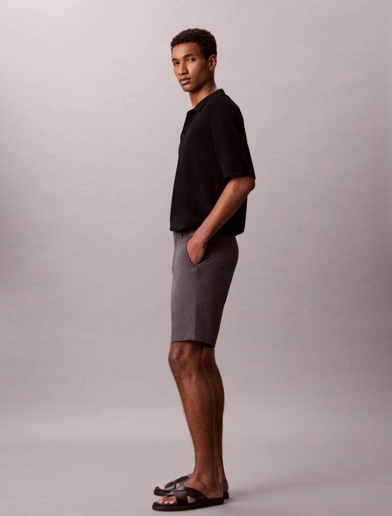Calvin Klein 9" Stretch Tech Şort