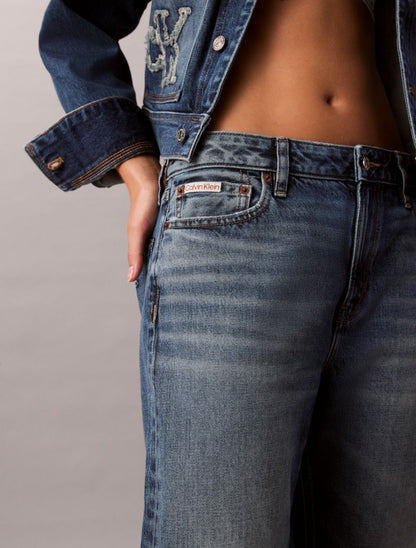 Calvin Klein Distressed Monogram 90s Straight Cins