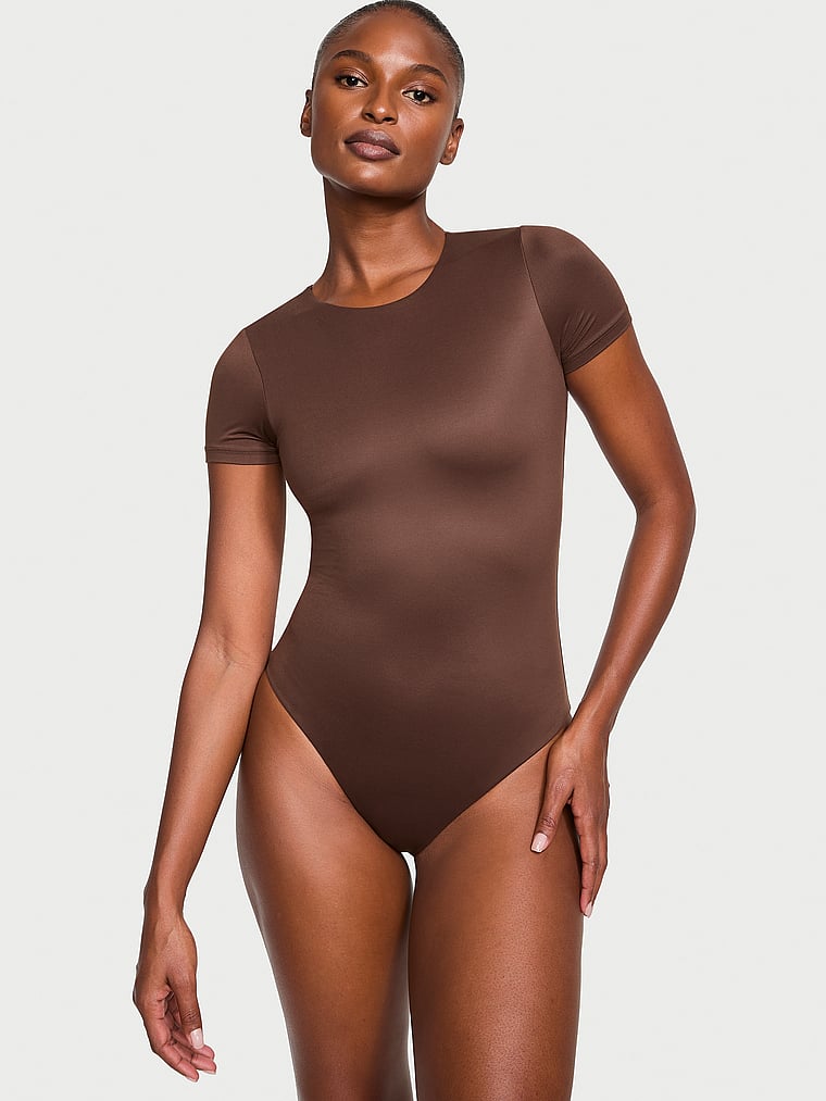 Bodywear by Victoria FeatherSoft™ İnovativ Qısa Kollu Bədən Geyimi