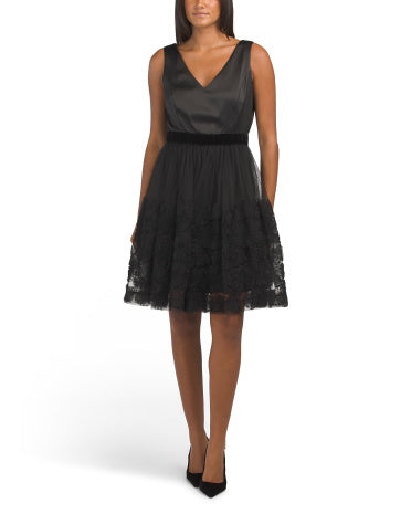 TAYLOR Tulle V-neck Kokteyl Geyimi