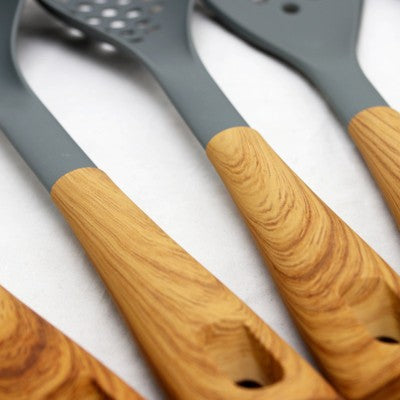 Oster Everwood Mətbəx 5-Parçalı Nylon Alətkə Seti Ağac Inspirasiyalı Tutacaqlarla