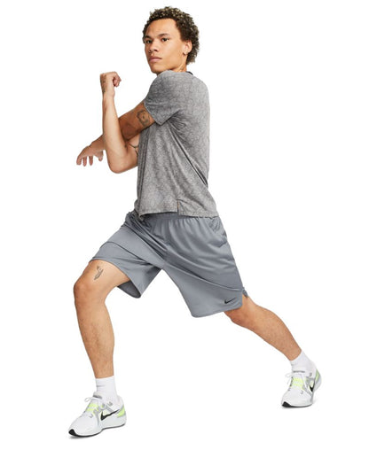 Nike Kişi Totality Dri-FIT Astarısız Çok Amaçlı 9" Şortu