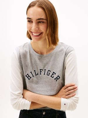 Tommy Hilfiger Rəngli Blok Hilfiger Arch Loqosu T-Shirt, Boz Açıq Ton YoxYox