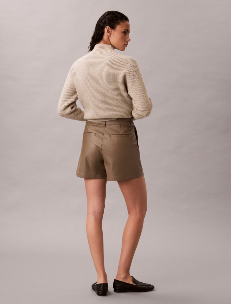 Calvin Klein Süni Dəri Şortlar