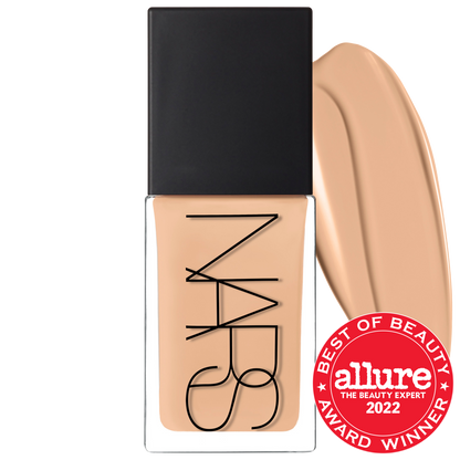 NARS Işıq Əks Etdirən Dəri İyileşdirici Orta Örtüklü Tonal Krem Kakao Peptidləri ilə