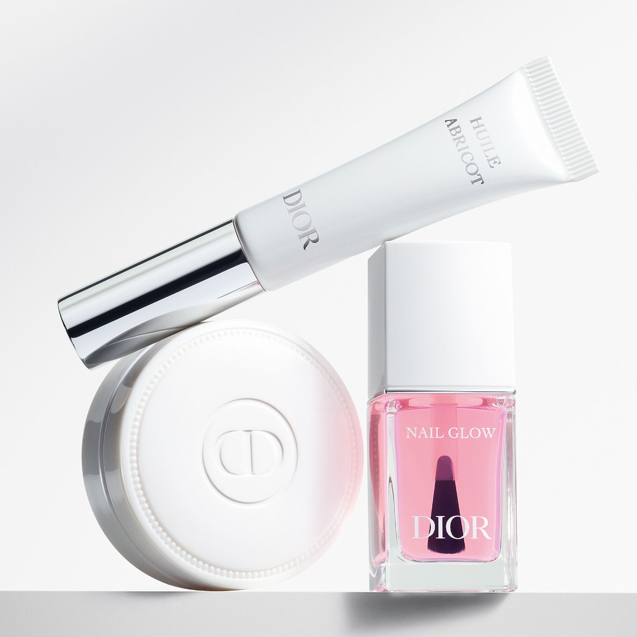 DIOR Nail Glow Dərnək Parlatıcısı