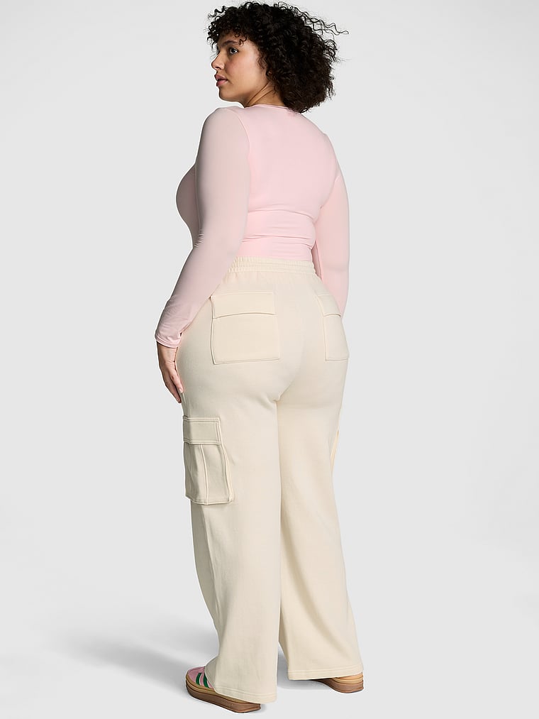 PINK Campus Fleece™ Geniş Şalvar Tərkibli Çalışma Geyimi