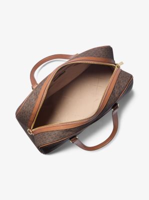 Michael Kors Jet Set Travel Extra-Large Signature Logo Weekender Çantası
