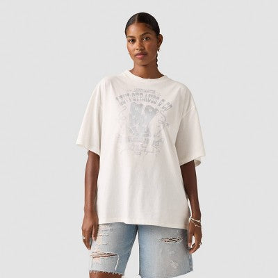 Levi's Qadın Qrafik Qısa Stack T-Köynəyi - Bütün Çəkmələr Tünd Qara M