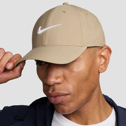 Kişi Nike Dri-Fit Club Strukturlaşdırılmış Swoosh Papağı