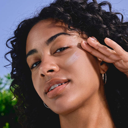 Clarins UV Plus Anti-Pollution Antioxidant Üz Günəş Kremi SPF 50