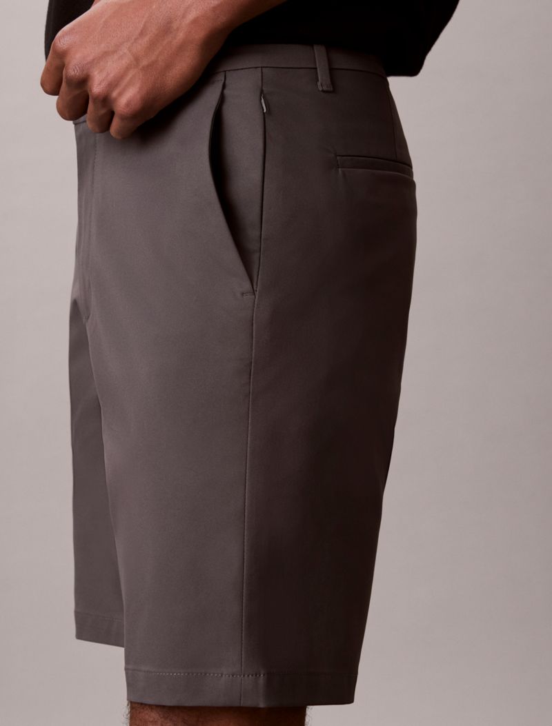 Calvin Klein 9" Stretch Tech Şort