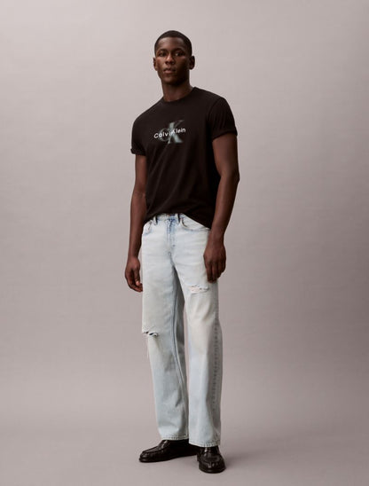 Calvin Klein Ck Fade Qrafik Crewneck T-Shirt