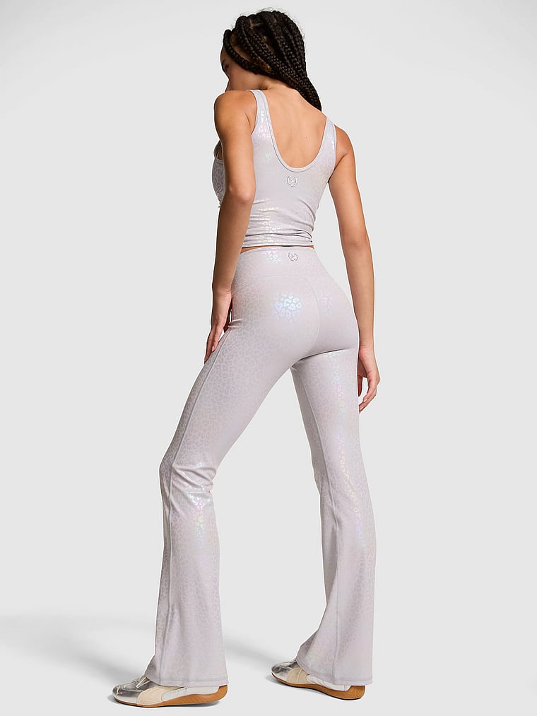 PINK Relay™ Flare Leggings