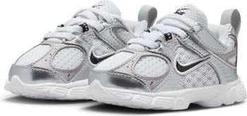 Nike Uşaq V5 RNR Krossovkası