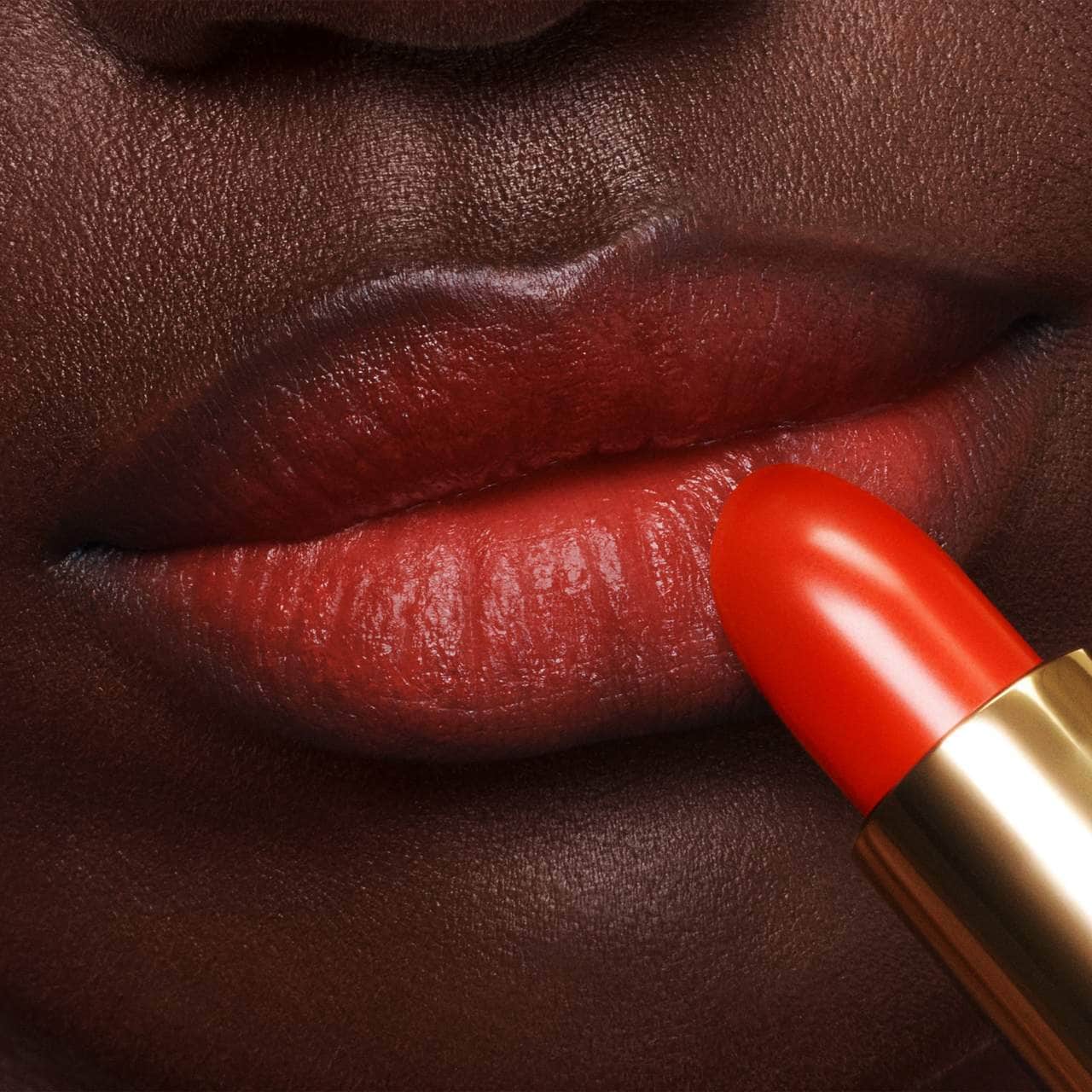 TOM FORD Runway Dodaq Boyası Hidratlaşdırıcı, 12 Saat Uzunmüddətli