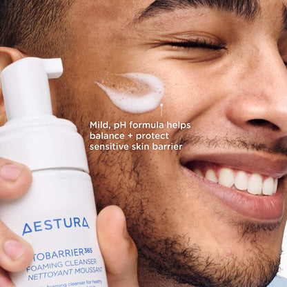 AESTURA ATOBARRIER365 pH-Balanslaşdırıcı Yumşaq Köpüklü Üz Yuma Vasitəsi